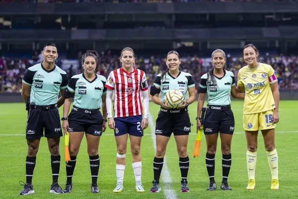 Licha en el Clásico Nacional Femenil