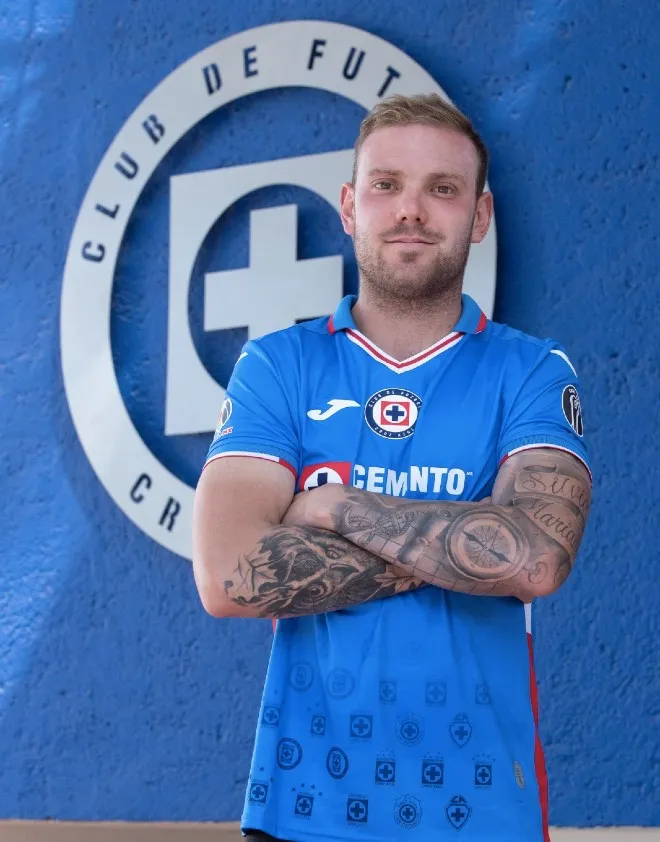 El jugador de Cruz Azul aseguró que quiere llegar a la Selección Argentina