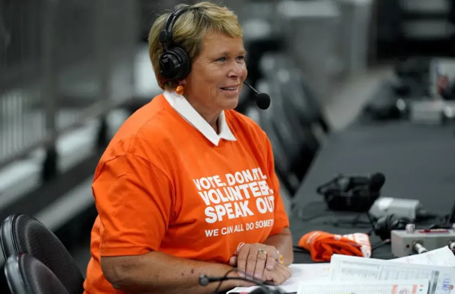 AP Las mujeres serán las protagonistas en los micrófonos y producción