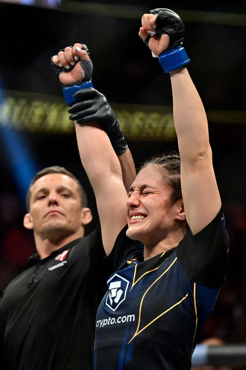 Alexa Grasso tras conseguir el título