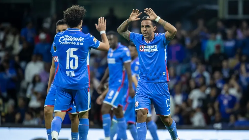 Cruz Azul hundió más a Pumas