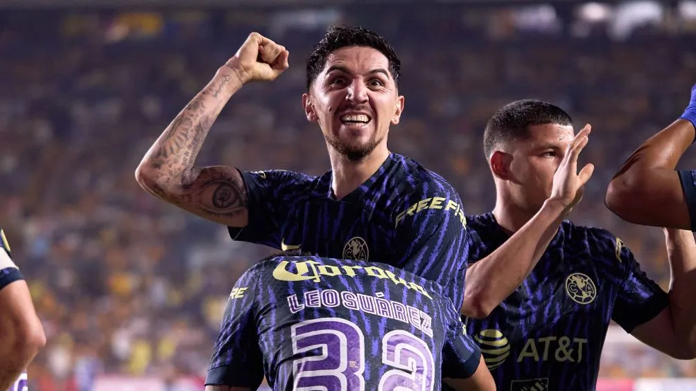 Diego Valdés durante el festejo ante los Tigres