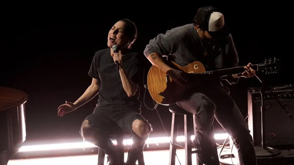 Gaga en su presentación durante los Oscar