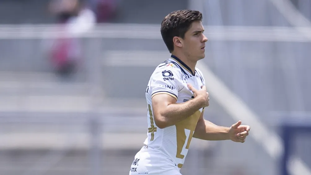 MEXSPORT Santiago Trigos en partido con Pumas