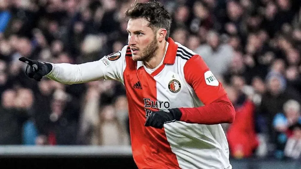 Santiago Giménez el goleador del Feyenoord