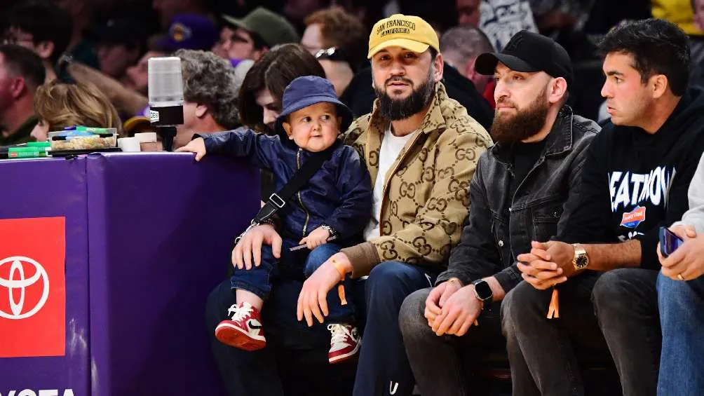 Hasbulla en primera fila