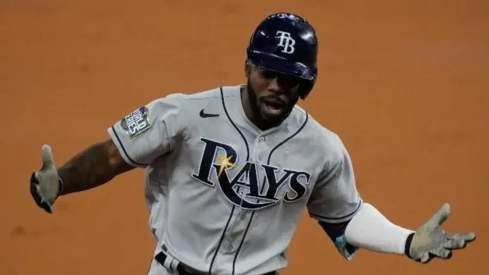 Arozarena jugando con los Rays