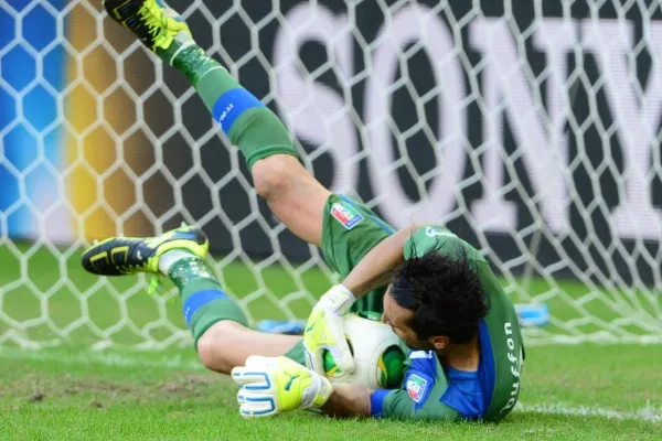 MEXSPORT El guardameta en atajada