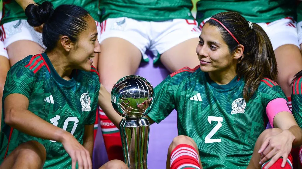 Kenti Robles celebrando la Revelations Cup