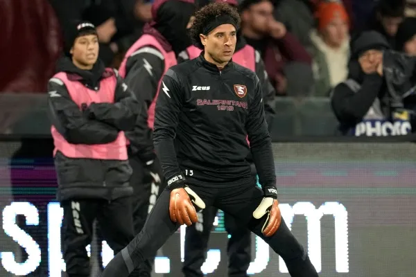 Ahora juega con el Salernitana