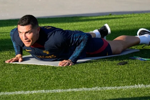 El Bicho en entrenamiento con Portugal