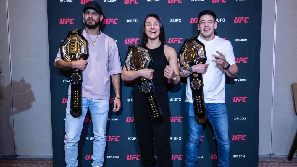 MIGUEL PONTÓN Los tres campeones