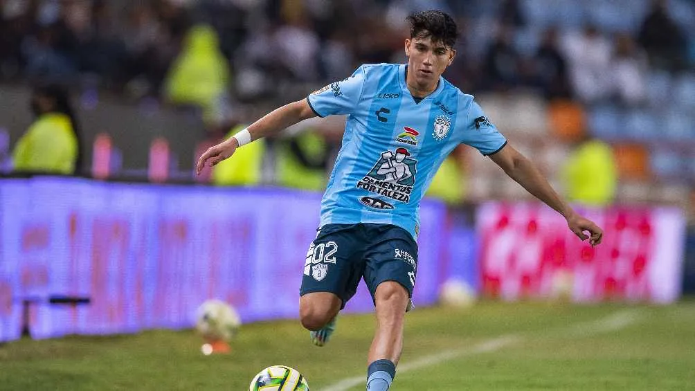 Kevin Álvarez con el Pachuca