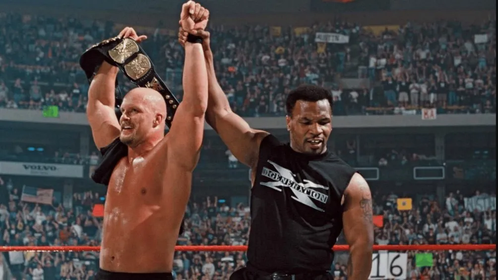 Mike Tyson en declara vencedor a Steve Austin