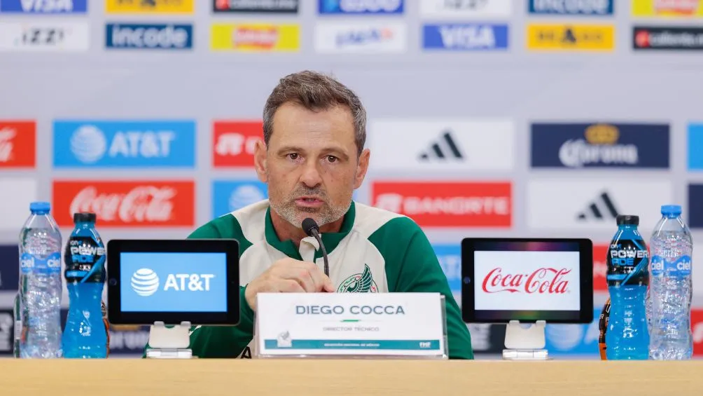 Diego Cocca durante una conferencia de prensa