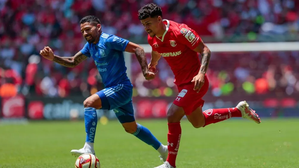 MEXSPORT Aquino en un duelo ante Maxi Araujo