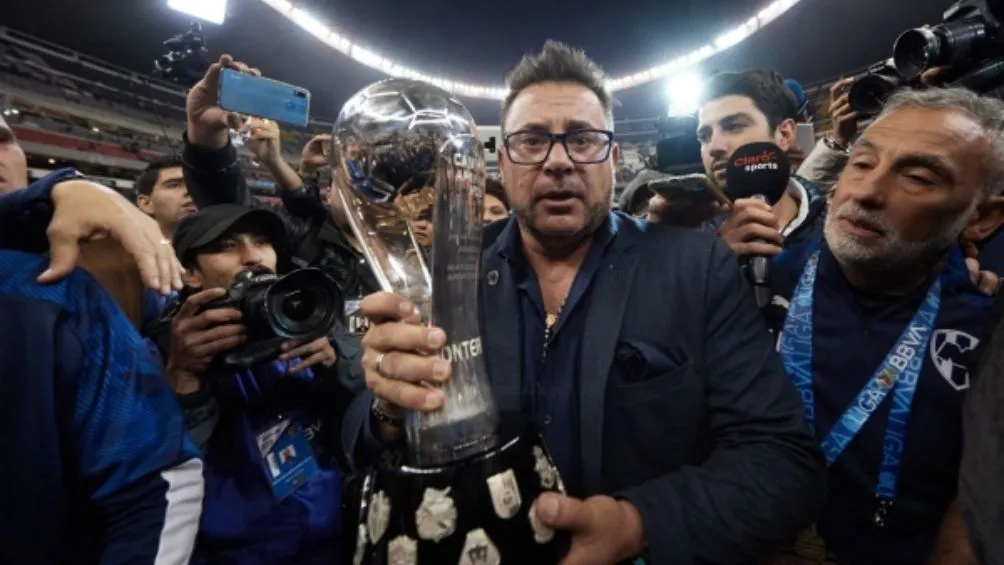 Antonio Mohamed siendo Campeón con Rayados