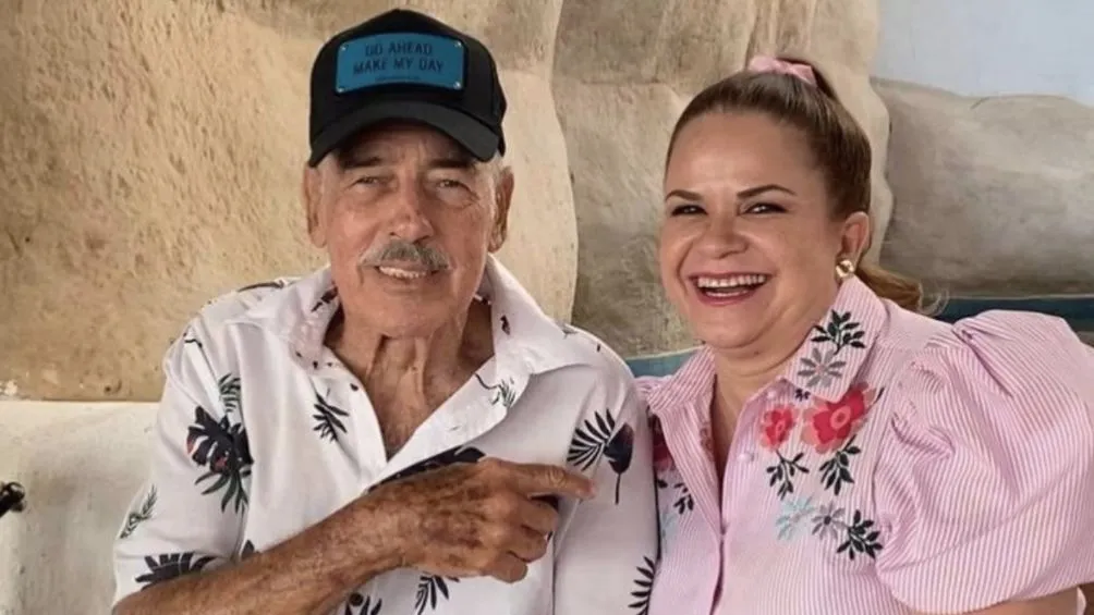 ESPECIAL Andrés García junto a su pareja