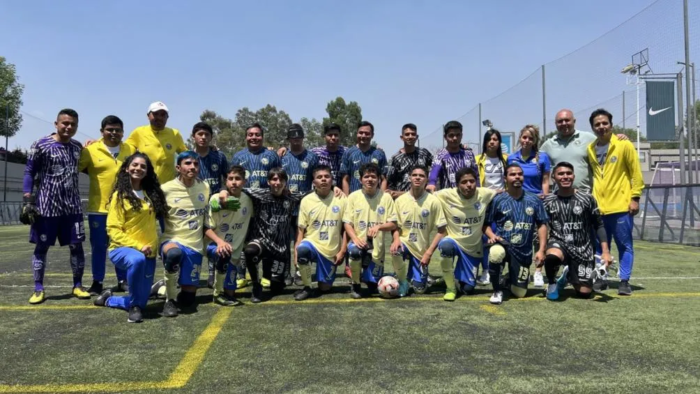 Recientemente, el club presentó a un equipo de débiles visuales