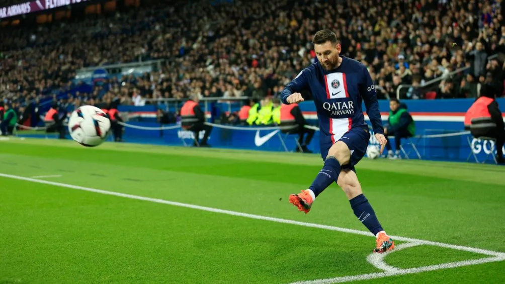 El argentino cobra un tiro de esquina