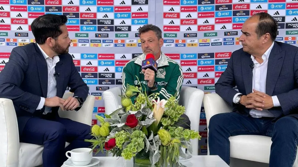 Warrior y Medrano entrevistan a Diego Cocca