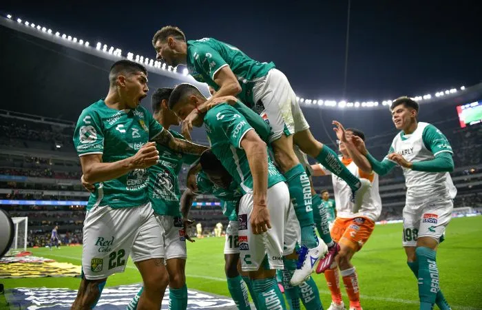 MEXSPORT Jugadores de León celebrando el gol del empate ante América