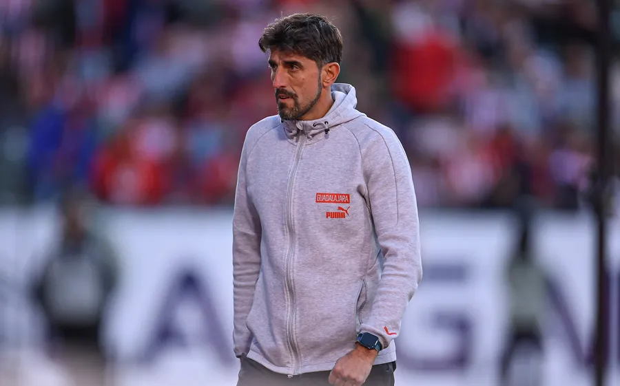 Veljko Paunovic en el Akron