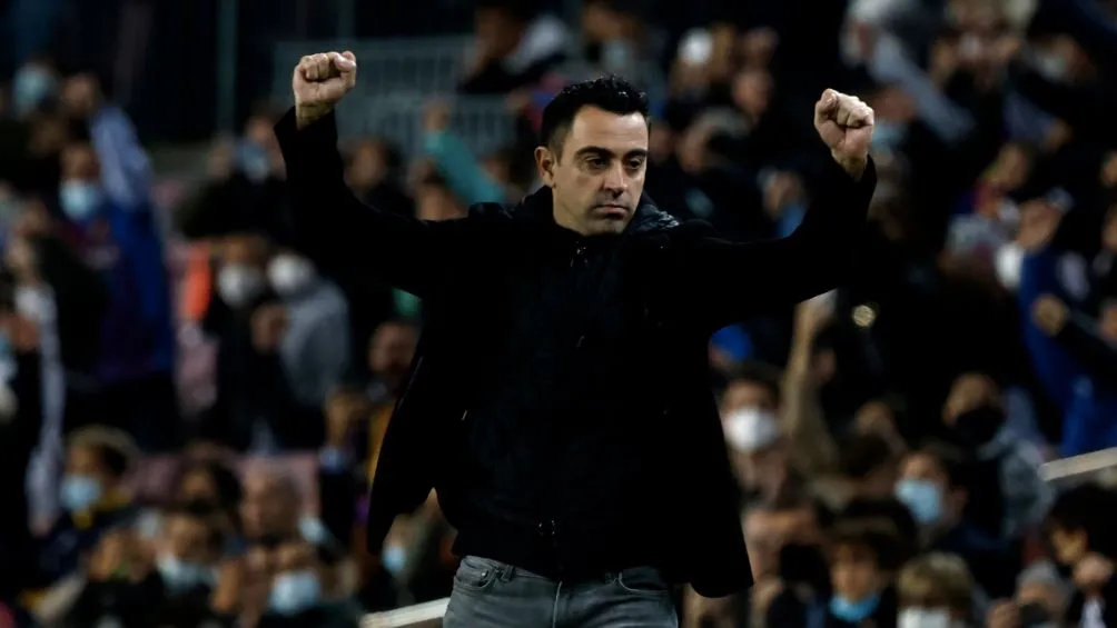 AP Xavi celebra una anotación del Barcelona
