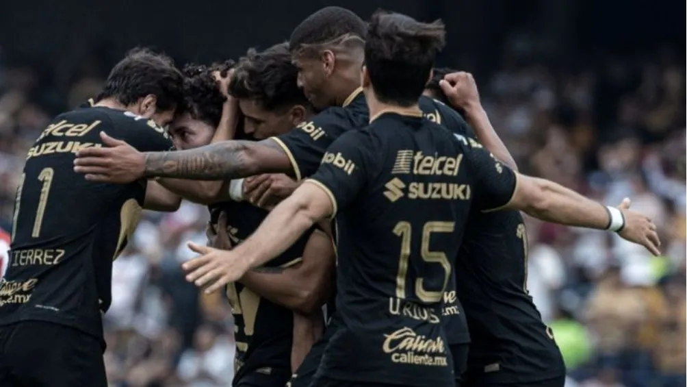 MIGUEL PONTÓN / AGENCIA RÉCORD Pumas celebra la victoria ante Atlético de San Luis