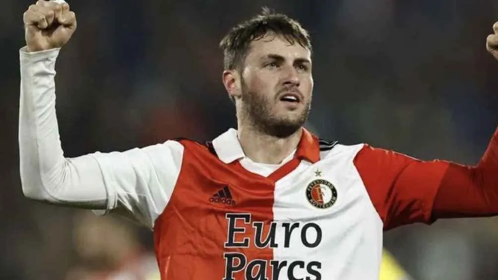 Santiago Giménez uno de los mejores goleadores en Europa