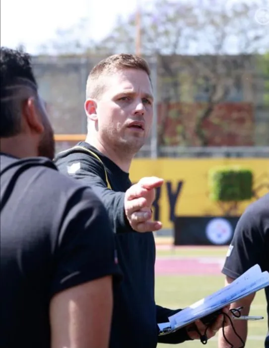 Shaun Suisham en el campamento de pateadores