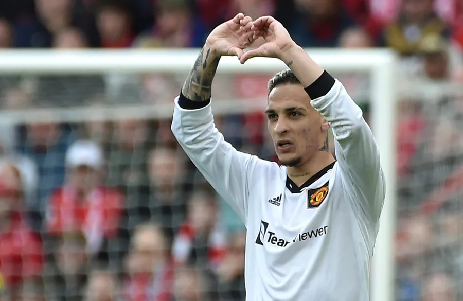 Anthony tras anotar con el United