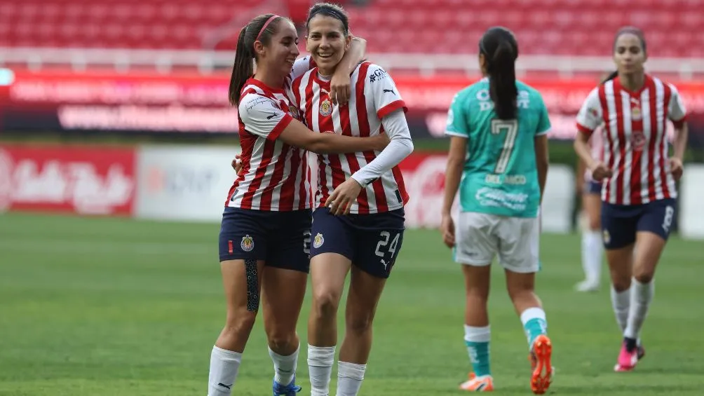 Licha Cervantes regresó de su lesión con gol