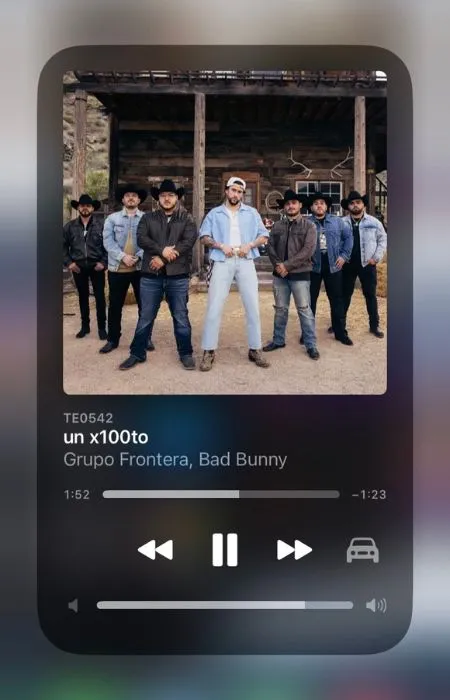 Captura de Spotify con la canción 'Un x100to'