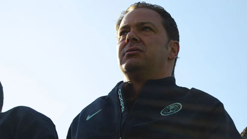 Santiago Baños explicó la situación de la plantilla del América