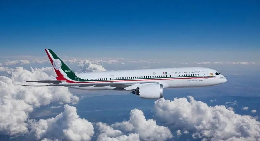 México vende avión presidencial y construirá dos hospitales con el dinero
