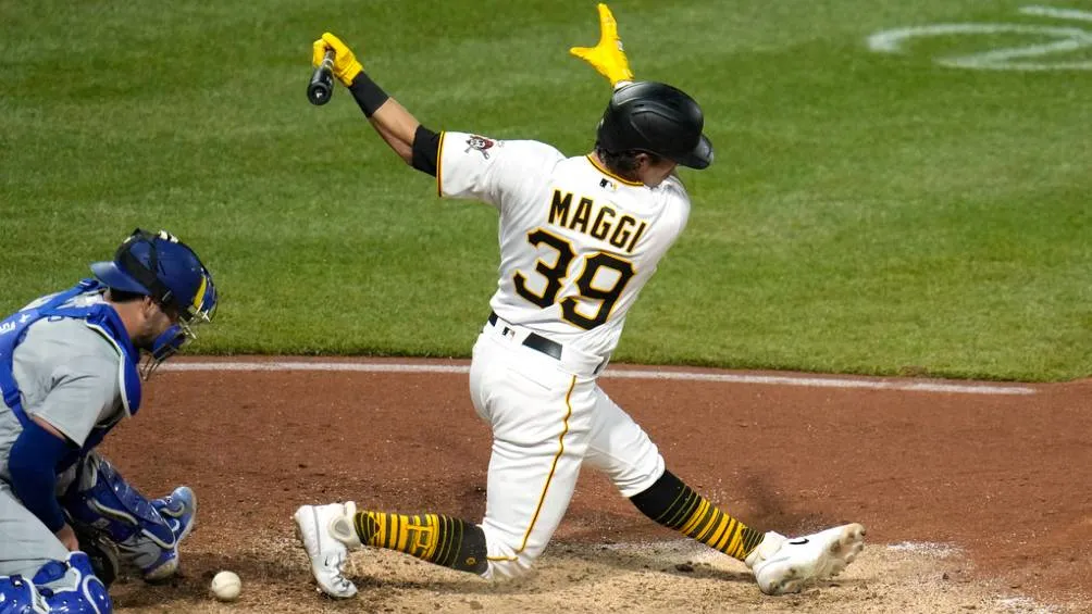 AP Drew Maggi debutó en Grandes Ligas