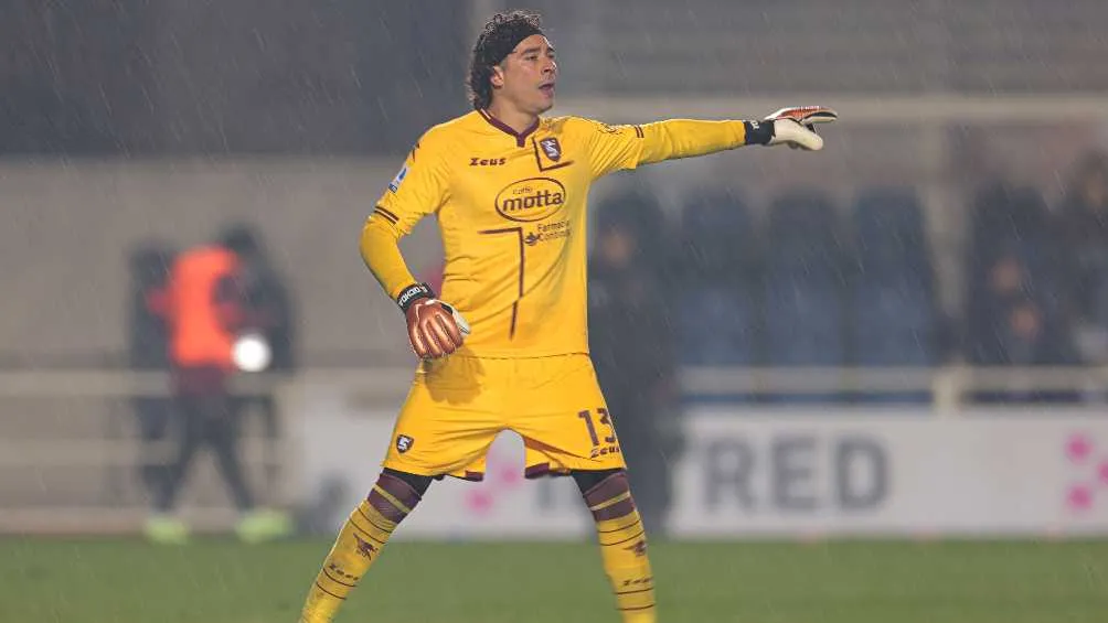 Ochoa ha sido clave para el Salernitana