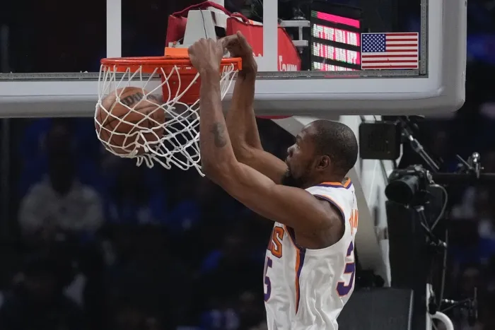 Kevin Durant en partido de Suns vs Clippers