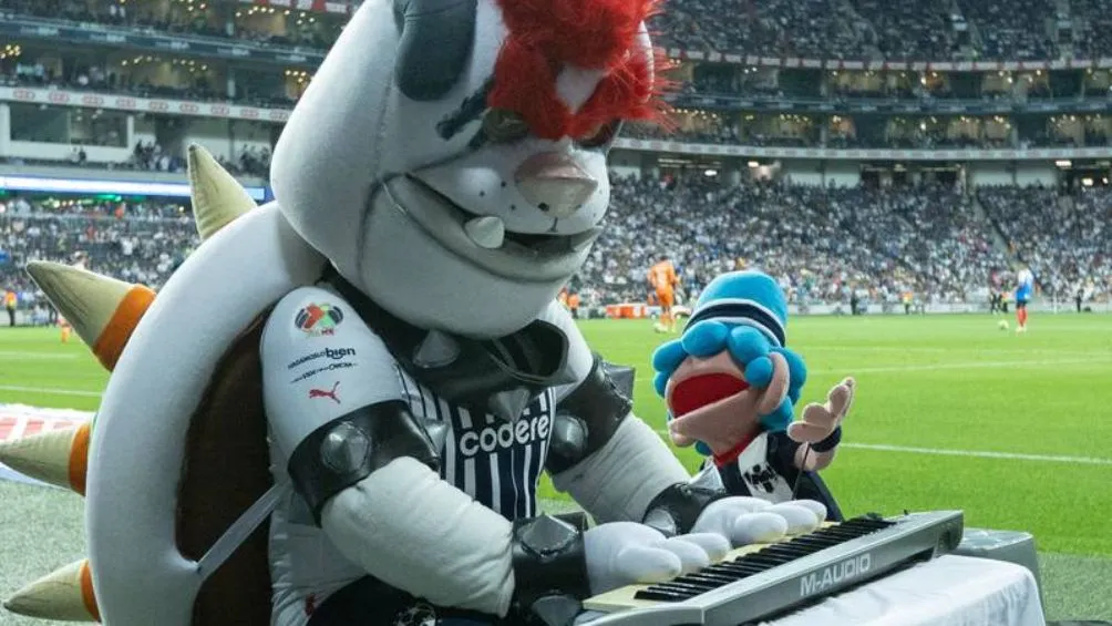 ESPECIAL 'Vuce, Vuce, Vuce...'cantaban las mascotas del equipo