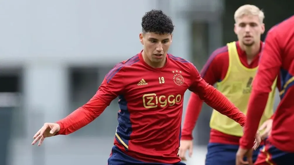 Entrenando con su escuadra