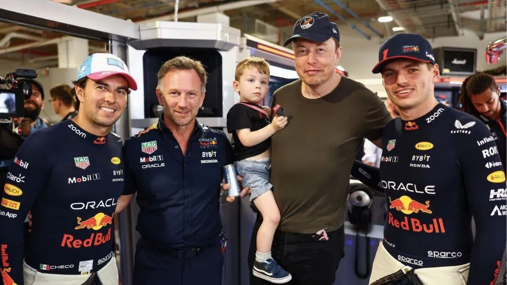 ESPECIAL Elon Musk junto a Checo Pérez, Max Verstappen y Christian Horner