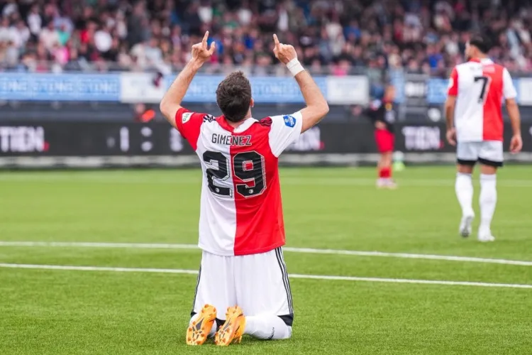 Twitter @Santigim9 Giménez acumula 22 goles en la temporada con Feyenoord
