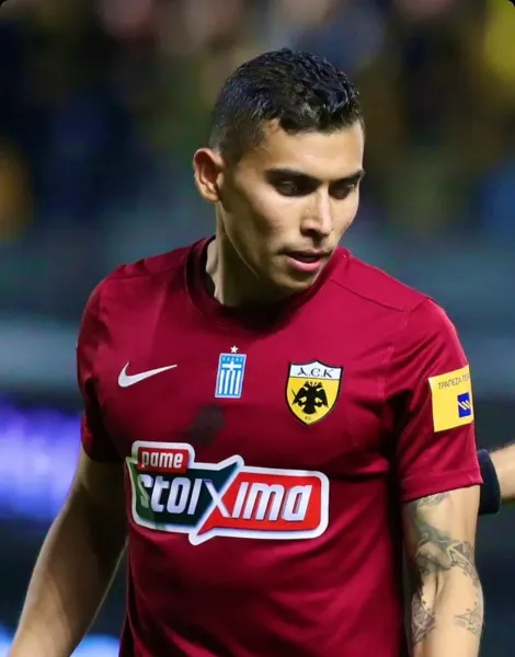 Twitter @orbelin90 Pineda fue titular y jugó 68 minutos