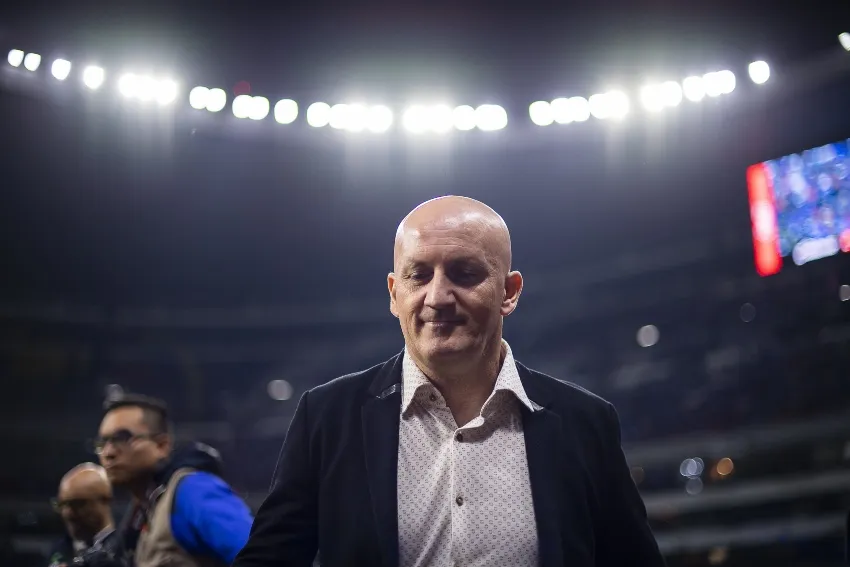 Repetto en su debut como DT de Santos