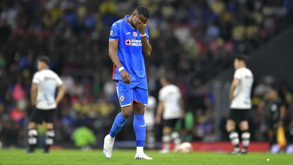 Estrada no pudo ser referente en el ataque cementero