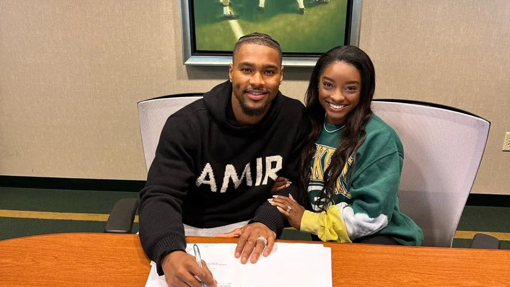 Owens firma su contrato con Green Bay junto a Biles