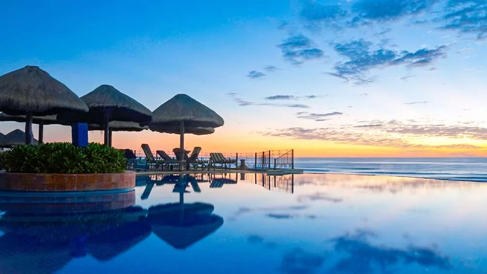 Aeromexico Aprovecha la Hot Sale para visitar tus playas favoritas