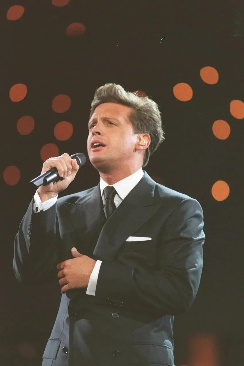 Luis Miguel en un concierto