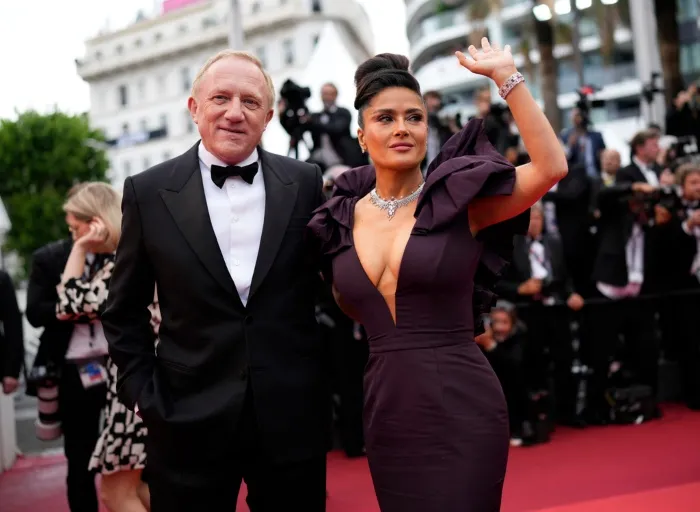 AP Salma Hayek y su esposo François-Henri Pinault en la premier